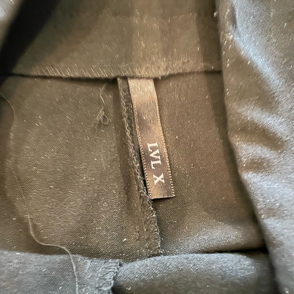 Lvl x Bell Bottom Black Pleated Dress Pants S (2) - Picture 10 of 11